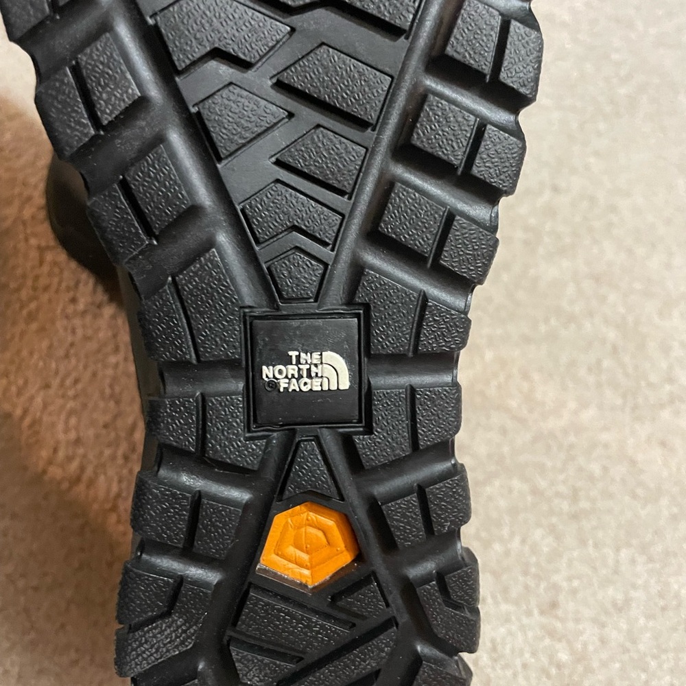Women’s The North Face boots